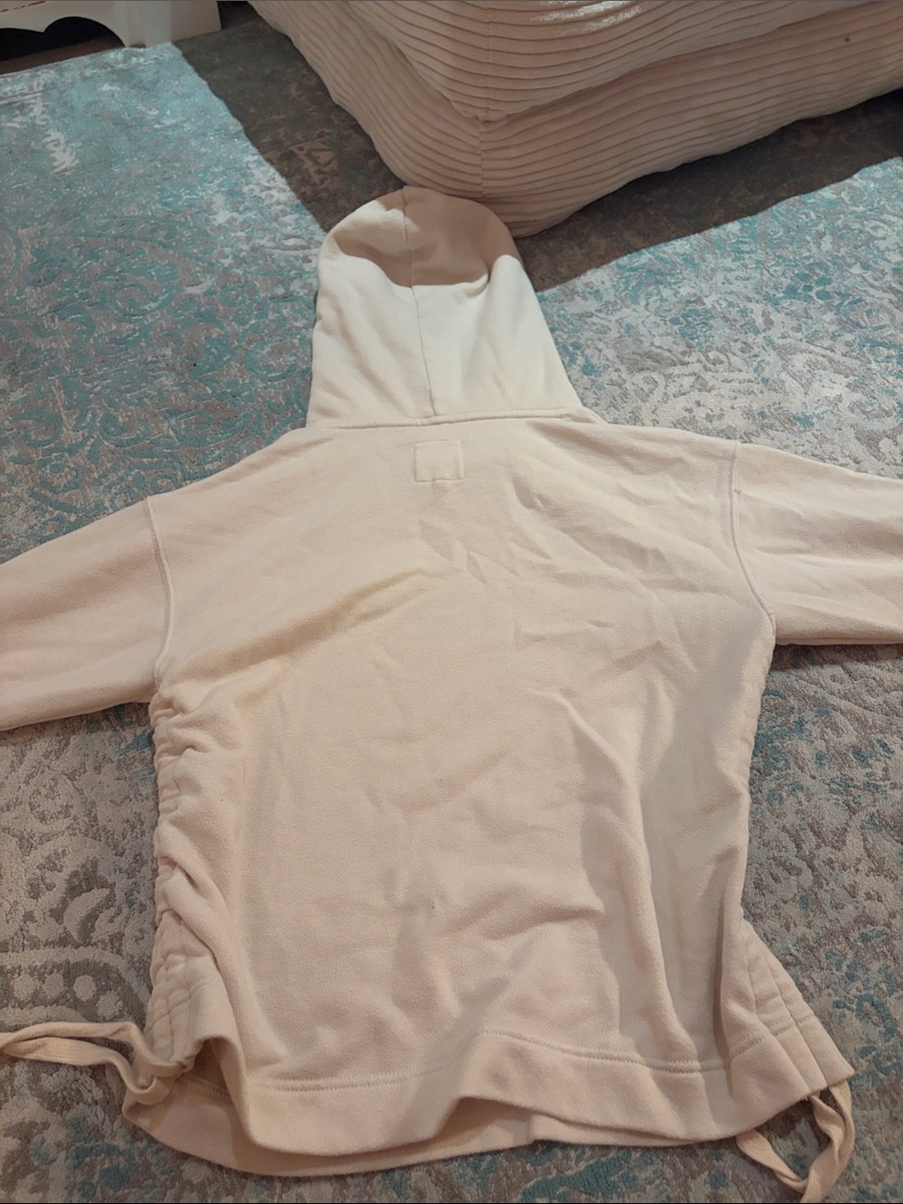 Sweater Subcategory Classification - Picture 2 of 3